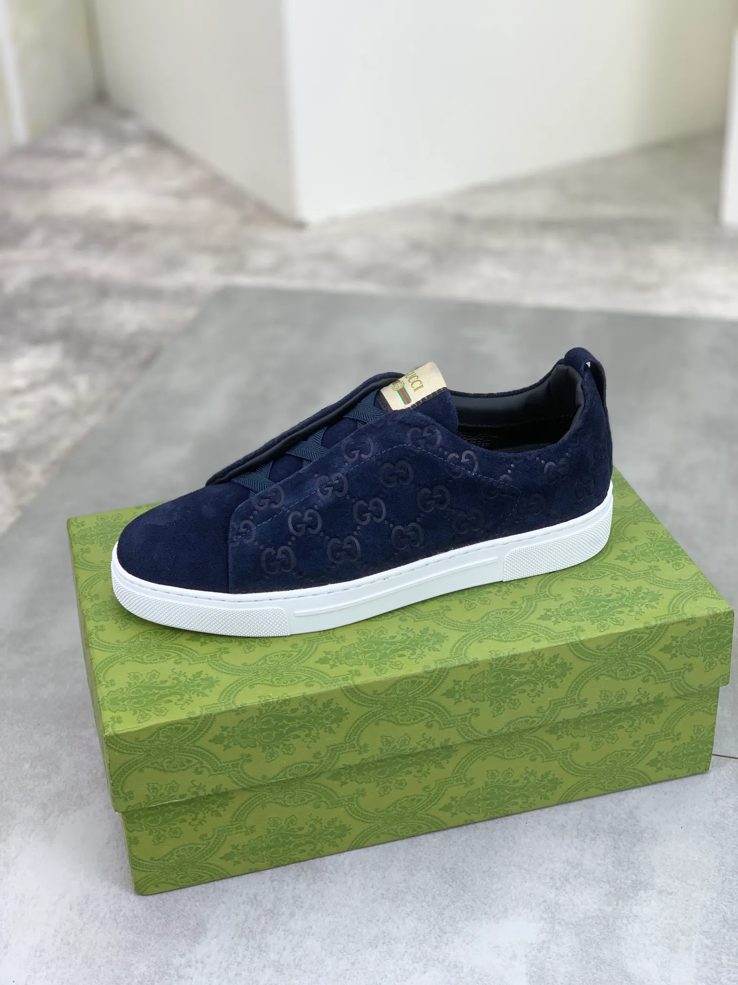 Men's shoes 💰P460💰[New model] (GUCCI) official website's latest 🎁🎁casual and fashionable men's shoes👟, hot style 💥 style is simple and elegant, exclusive for trendy men. Unique official website's latest brand double G elements Original 👑Gucci decoration, fashionable and generous, the fabric is original frosted calfskin✅Full imported sheepskin lining, the official website specifies wear-resistant, lightweight original rubber casual outsole, the classic model is taken in kind at the counter🎬38-44 3⃣️colors available
